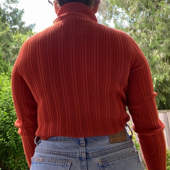 Ribbed Orange Turtleneck - Picture 3 of 3